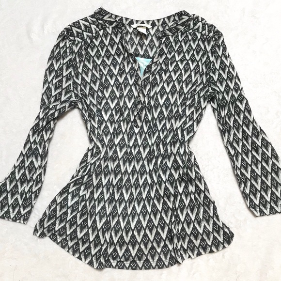 H&M Tops - H&M • Three-Fourths Sleeve Top